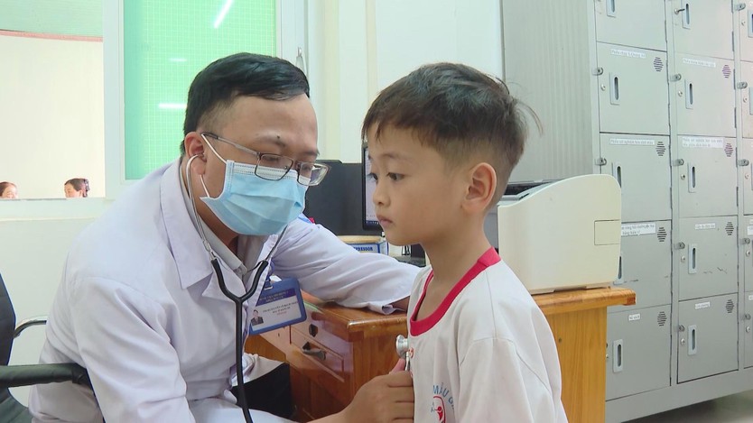 Đưa y tế chuyên sâu về ngoại thành nhờ mô hình luân phiên bác sĩ - Ảnh 7.