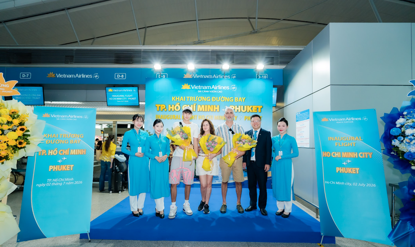 VNA khai trương đường bay TP. Hồ Chí Minh - Phuket - Ảnh 2.