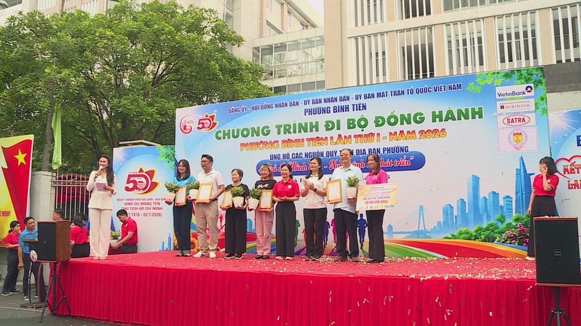 Phường Bình Tiên phát động đi bộ đồng hành, chung tay chăm lo an sinh xã hội - Ảnh 4.