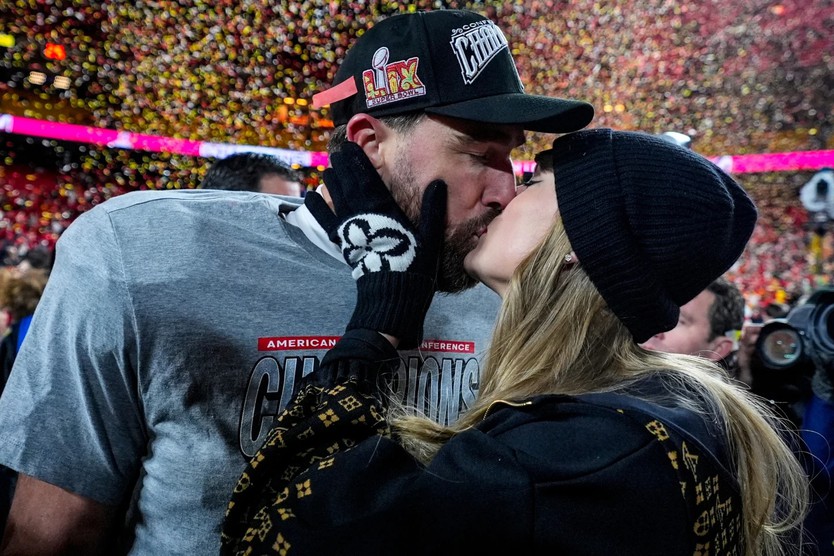 Taylor Swift - Travis Kelce: Câu chuyện tình bắt đầu từ một chiếc vòng tay - Ảnh 13.