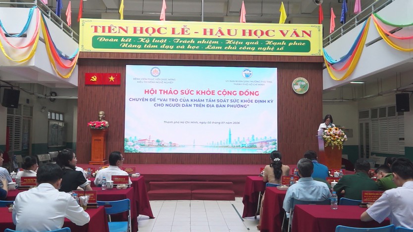Phường Phú Thọ nâng cao nhận thức cộng đồng về khám sức khỏe định kỳ - Ảnh 1.