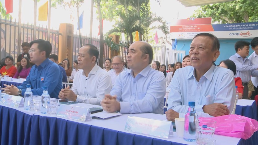 Ngày hội Gia đình Việt Nam - Lào - Campuchia vun đắp tình hữu nghị ba nước - Ảnh 4.
