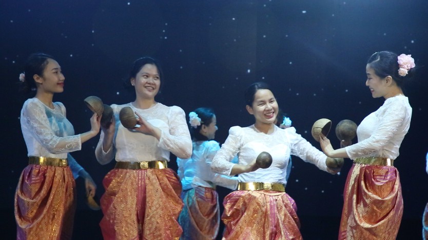 "Trái Tim Múa 7 – Việt Nam tinh hoa diễn xướng": Khi chất liệu truyền thống được kể bằng ngôn ngữ đương đại - Ảnh 3.
