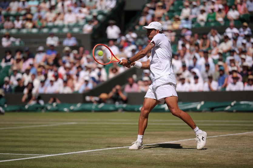 Cobolli và Paolini vào tứ kết Wimbledon, Fery tiếp tục viết nên câu chuyện cổ tích của quần vợt Anh - Ảnh 2.