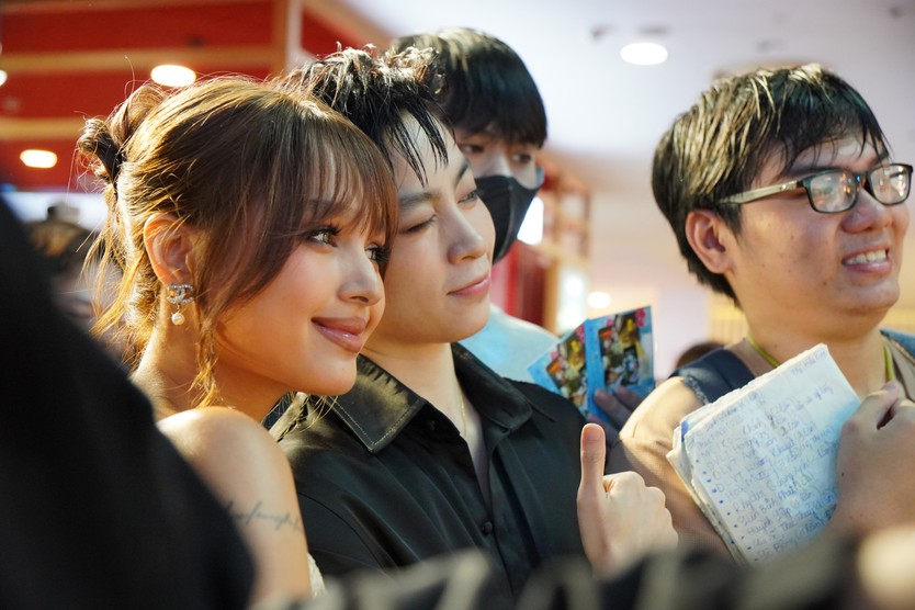 Hoàng Yến Chibi "kết đôi" cùng Lee Yi Kyung trong "Mẹ ơi, về nhà" - Ảnh 17.
