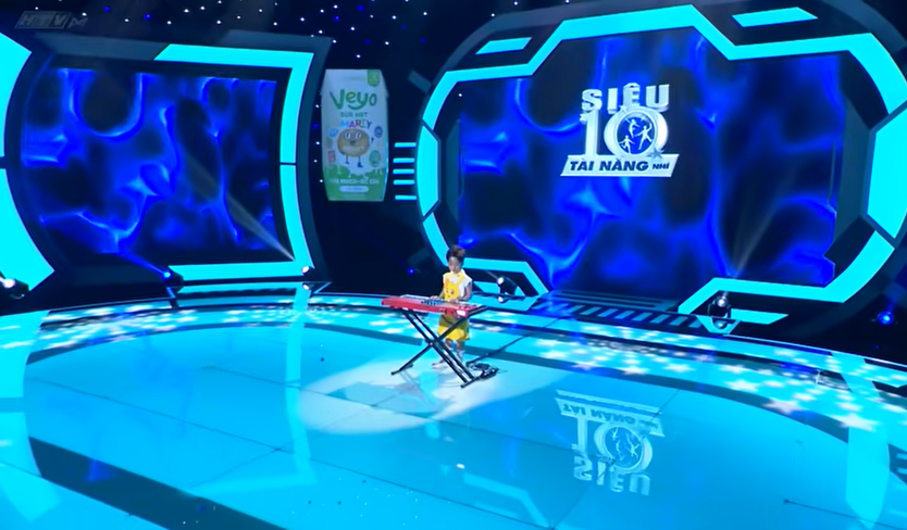 Bé Hải Đăng 5 tuổi gây bất ngờ với bài hát "Phù Đổng Thiên Vương"- Ảnh 10.