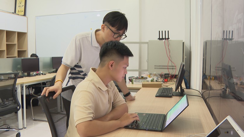 TP. Hồ Chí Minh: Phát triển nguồn nhân lực vi mạch bán dẫn chất lượng cao- Ảnh 1.
