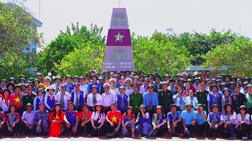 Lan tỏa nghĩa tình hướng về biên giới, biển, đảo - Ảnh 6.