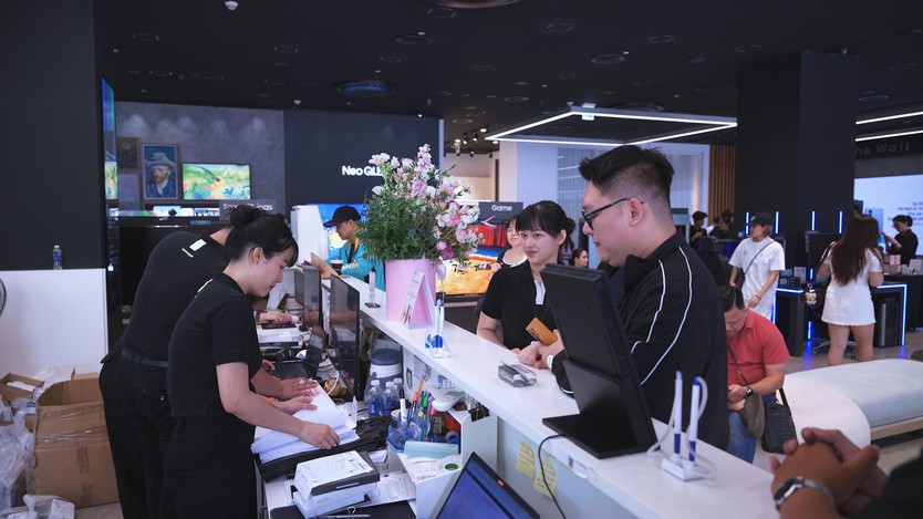 Trải nghiệm smartphone màn hình gập tích hợp AI thế hệ mới tại Samsung 68  - Ảnh 3.