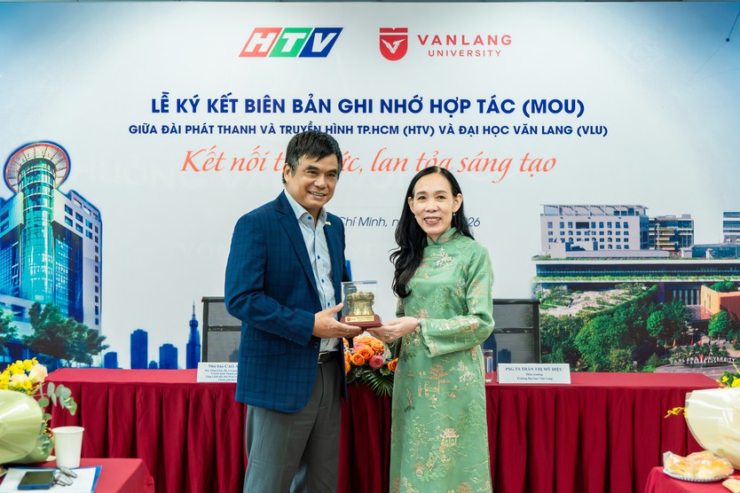 Lễ ký kết Biên bản ghi nhớ hợp tác giữa HTV và Trường Đại học Văn Lang trên tinh thần phát huy, đổi mới, sáng tạo, hiệu quả - Ảnh 10.