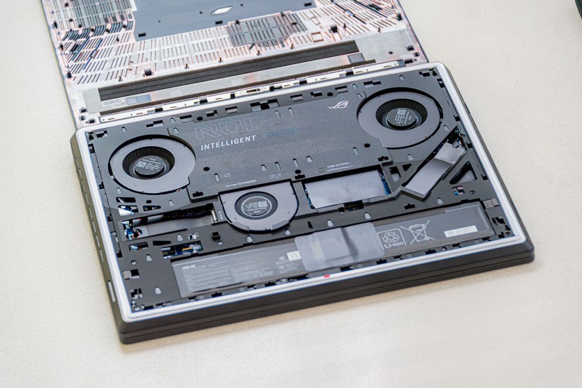 ASUS ra mắt laptop gaming mạnh nhất ROG Strix SCAR 18 (2026) tại Việt Nam - Ảnh 6.