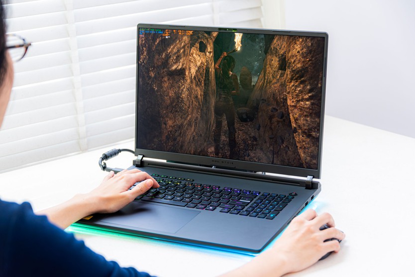ASUS ra mắt laptop gaming mạnh nhất ROG Strix SCAR 18 (2026) tại Việt Nam - Ảnh 3.