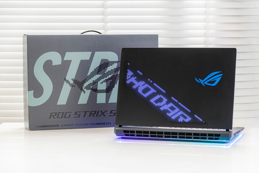 ASUS ra mắt laptop gaming mạnh nhất ROG Strix SCAR 18 (2026) tại Việt Nam - Ảnh 1.
