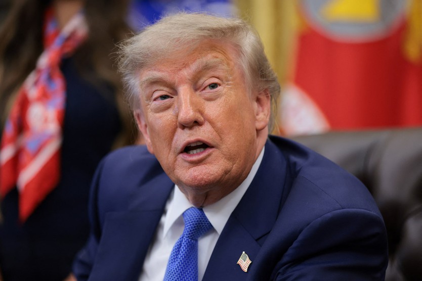 Những ca khúc của Taylor Swift bị gỡ khỏi video của Nhà Trắng và chiến dịch Trump - Ảnh 5.