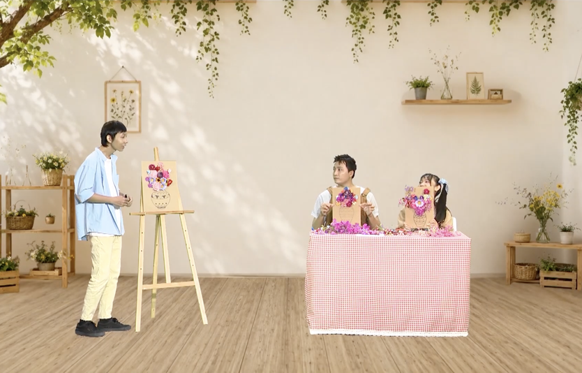 Góc nhỏ kỳ diệu: Vẽ bình hoa kết hợp hoa tươi - Ảnh 4.
