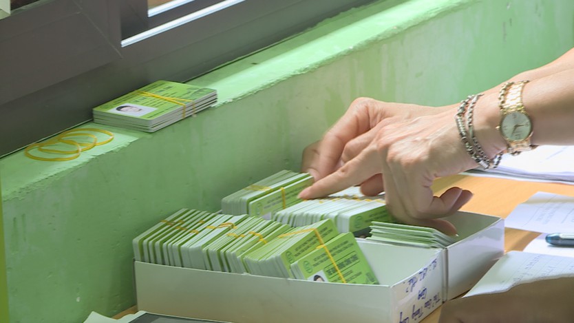 Hơn 13.000 hồ sơ đăng ký thẻ giao thông công cộng sau hơn một tuần - Ảnh 3.
