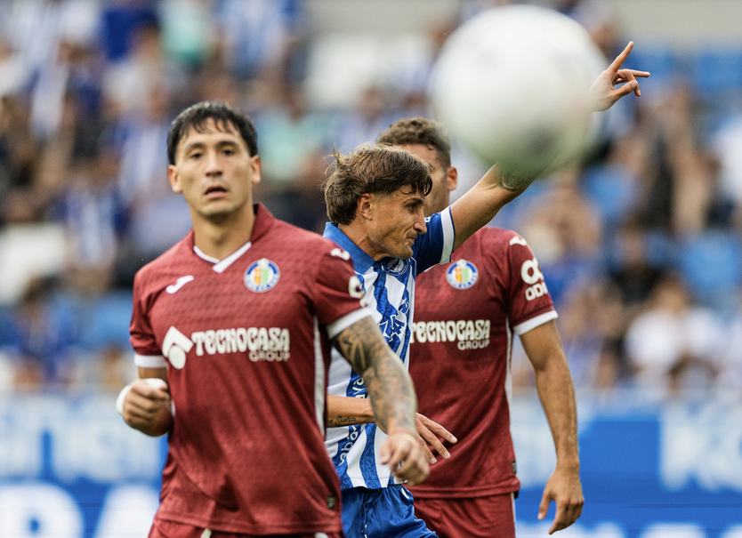 Mariano Díaz rực sáng ngày mở màn, Alavés đè bẹp Getafe 3-0 tại La Liga- Ảnh 5.