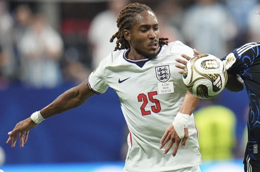 Hậu vệ tuyển Anh Djed Spence chia tay Tottenham, chính thức gia nhập Inter Milan- Ảnh 1.
