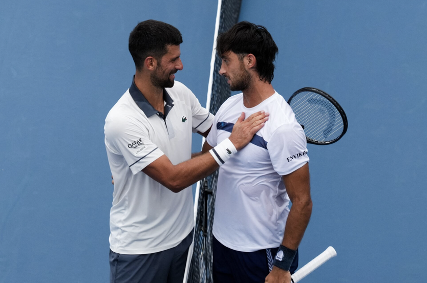 Djokovic gục ngã trước sức nóng Cincinnati trong trận tái xuất- Ảnh 4.