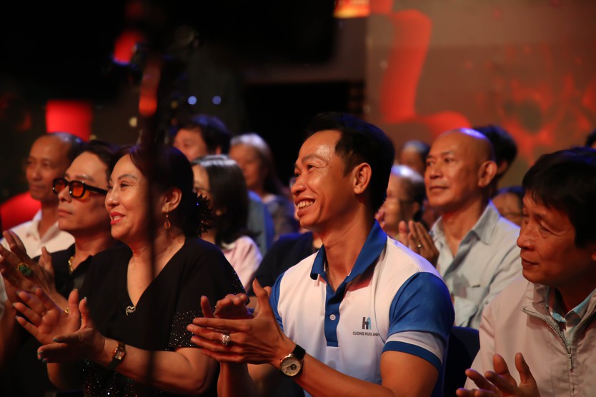 Chuông vàng vọng cổ 2026: Những khoảnh khắc đáng nhớ đêm Tuyển chọn 3 - Ảnh 28.