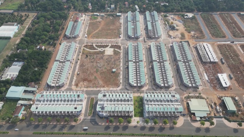 Miễn giảm phí nhà đất, cư trú khi có VNeID mức 2  - Ảnh 1.
