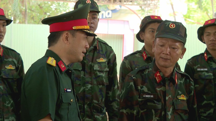 Những người trở về Công viên Lê Thị Riêng tìm đồng đội năm xưa - Ảnh 5.