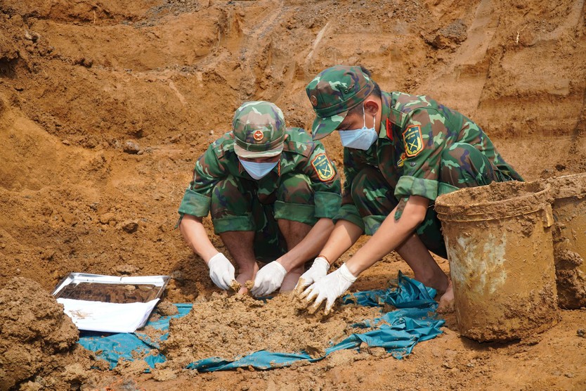 Tìm thấy 3 bộ hài cốt liệt sĩ tại xã Thường Tân - Ảnh 2.