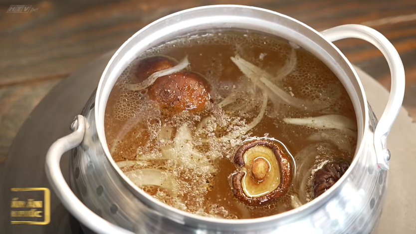 Quán ăn hạnh phúc: Loạt món ăn biến tấu từ phở - Ảnh 5.