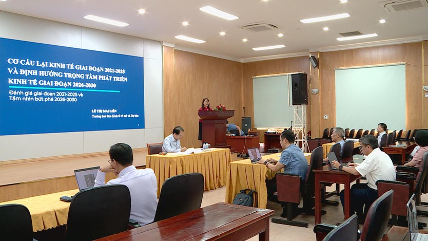 Ưu tiên khoa học công nghệ và sáng tạo trong kế hoạch đổi mới mô hình tăng trưởng - Ảnh 2.
