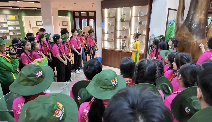 A, Bạn Đây Rồi!: Rạng ngời trang sử Đội qua hành trình "Em yêu Tổ quốc Việt Nam" - Ảnh 18.