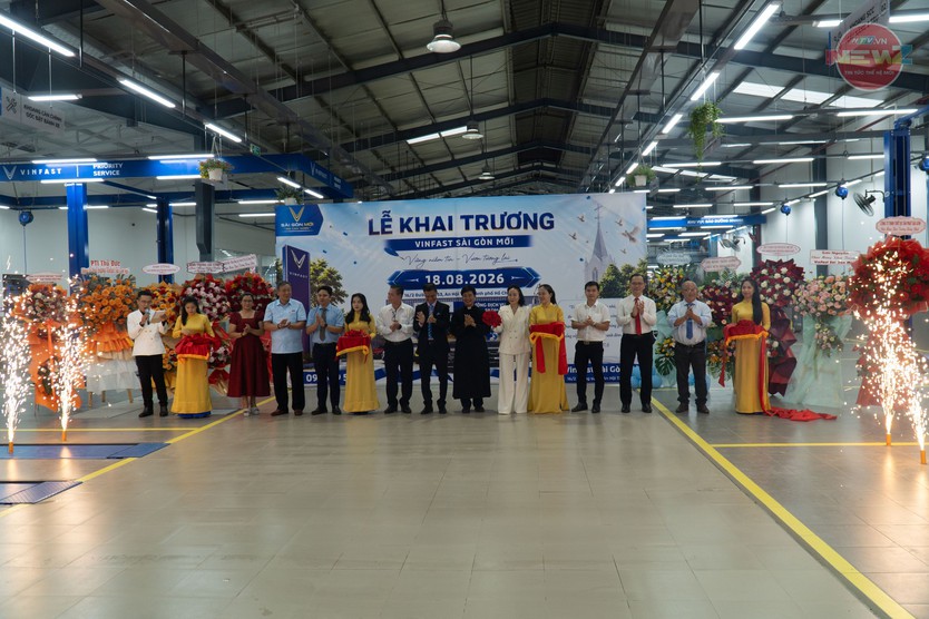 NewZround: VinFast Sài Gòn Mới khai trương xưởng dịch vụ tại An Hội Tây- Ảnh 8.
