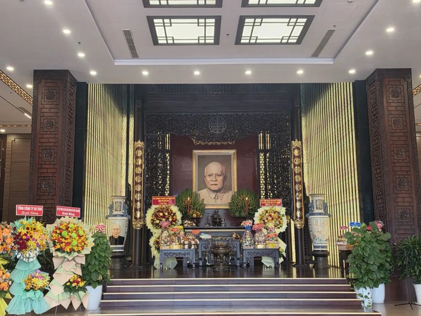 Triển lãm “Hành trình 20 mùa hoa” - Lan tỏa tình yêu di sản qua nét vẽ thiếu nhi - Ảnh 2.