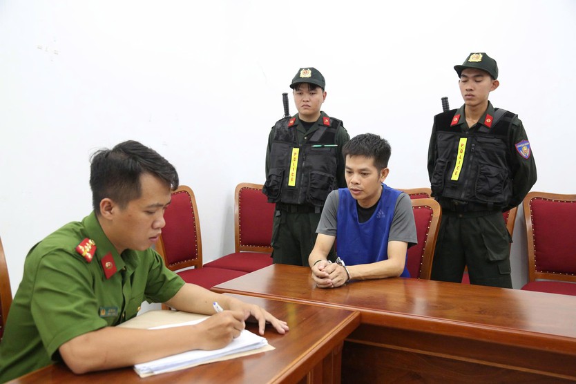 Công an TP. Hồ Chí Minh triệt xóa đường dây cờ bạc giao dịch hơn 559 tỷ đồng - Ảnh 2.
