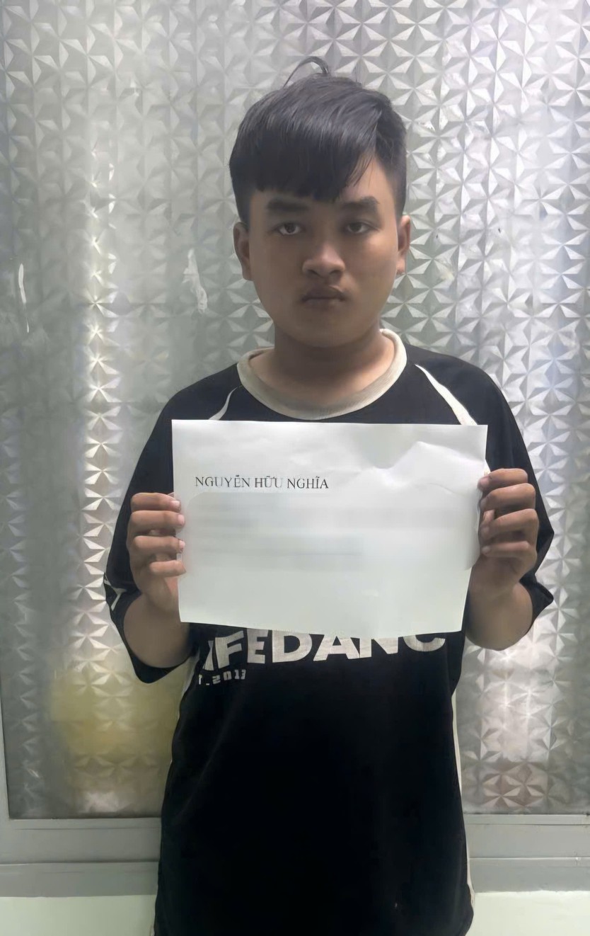 Lật tẩy thủ đoạn vờ mua hàng để chiếm đoạt tài sản tại các tiệm tạp hóa - Ảnh 1.