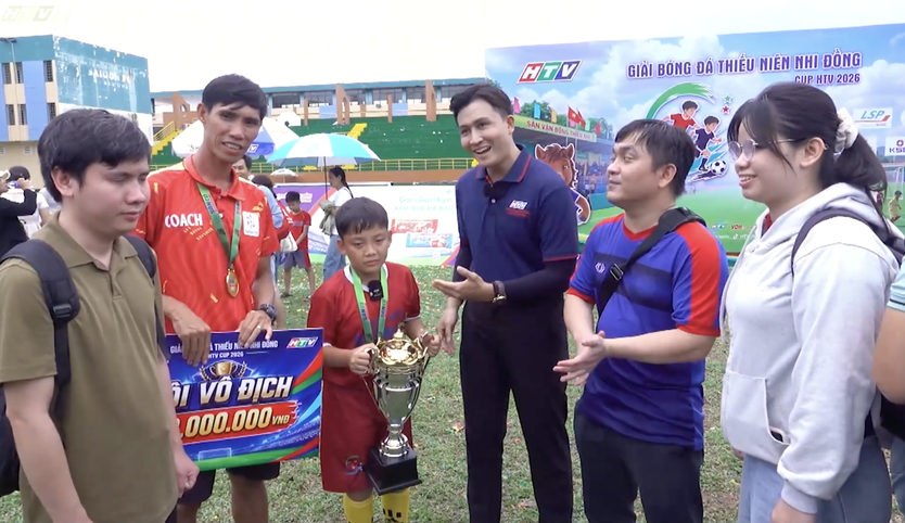 A, Bạn Đây Rồi!: Âm hưởng mùa thu lịch sử và những dấu ấn đầy cảm xúc - Ảnh 16.