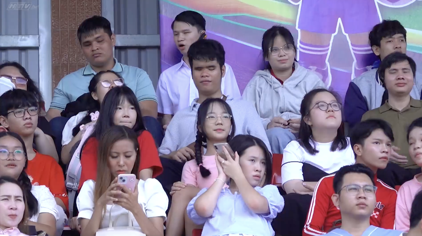 A, Bạn Đây Rồi!: Âm hưởng mùa thu lịch sử và những dấu ấn đầy cảm xúc - Ảnh 15.