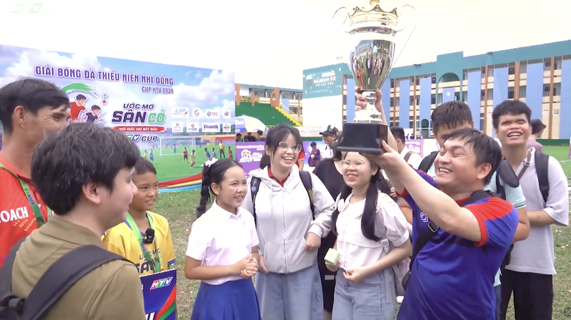 A, Bạn Đây Rồi!: Âm hưởng mùa thu lịch sử và những dấu ấn đầy cảm xúc - Ảnh 11.