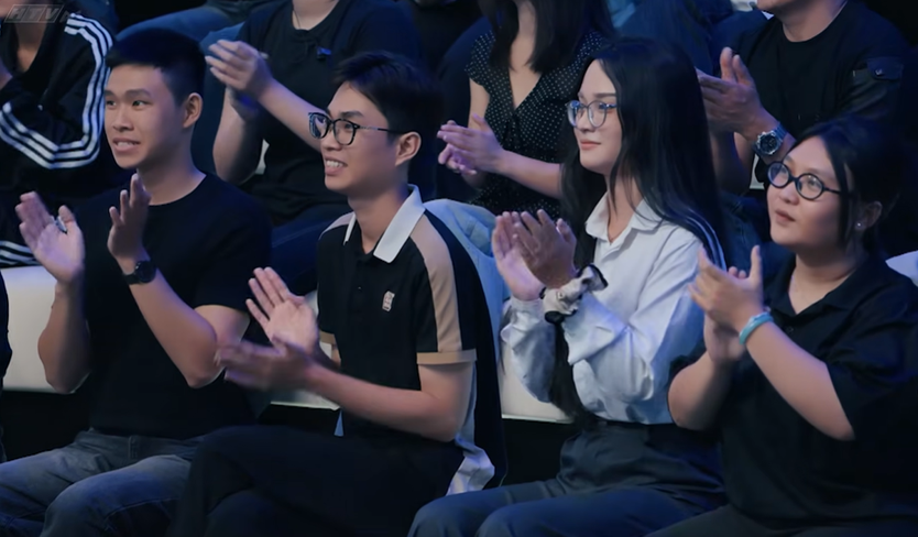 Trò chuyện với tương lai: Đi tìm giá trị phía sau ánh hào quang - Ảnh 14.