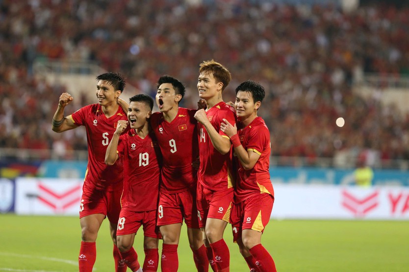 Tuyển Việt Nam chỉ tập 1 buổi trước chung kết lượt đi ASEAN Cup 2026 với Thái Lan - Ảnh 1.