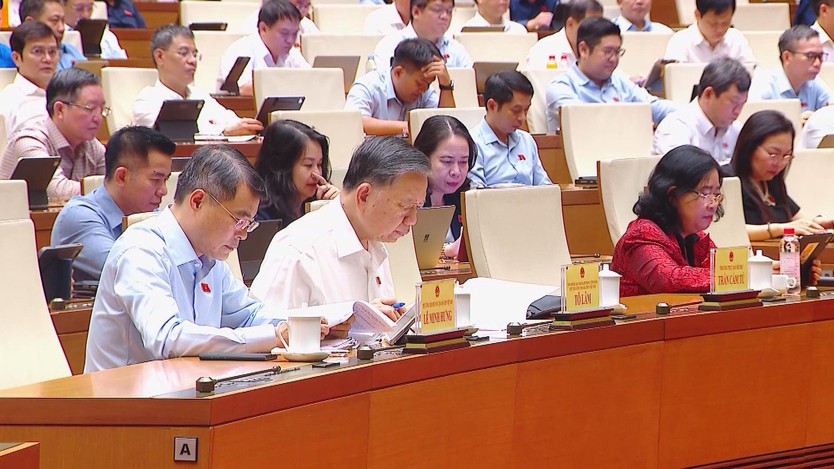 Quốc hội biểu quyết thông qua 3 luật- Ảnh 3.