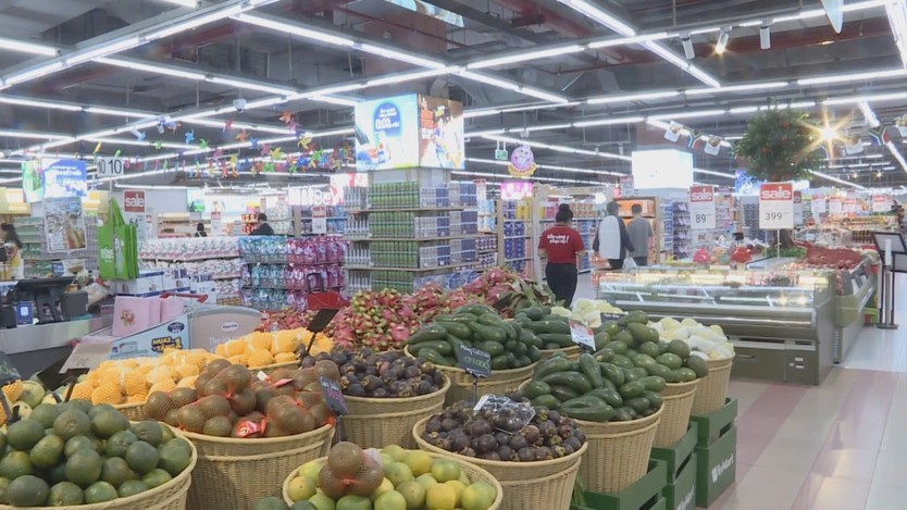 TP. Hồ Chí Minh siết an toàn thực phẩm từ chợ đầu mối đến bàn ăn - Ảnh 3.