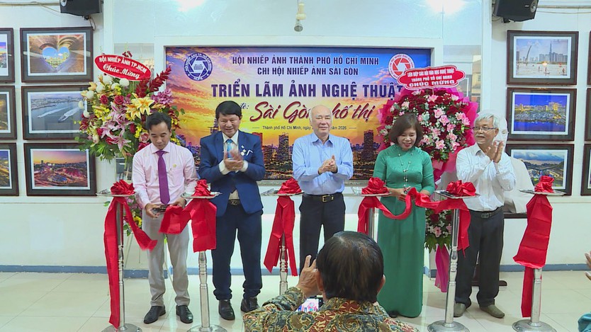 “Sài Gòn phố thị” - Những lát cắt đa sắc về TP. Hồ Chí Minh- Ảnh 1.