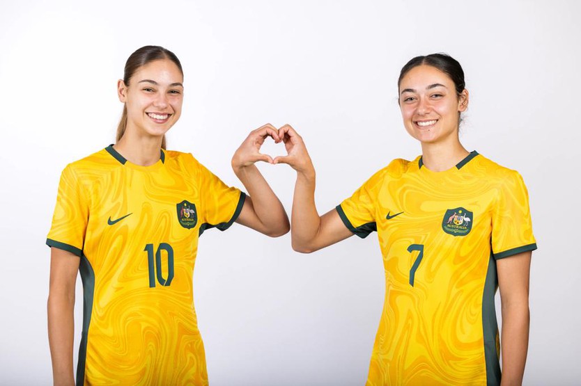 Những cặp chị em viết nên câu chuyện đặc biệt tại World Cup nữ - Ảnh 9.