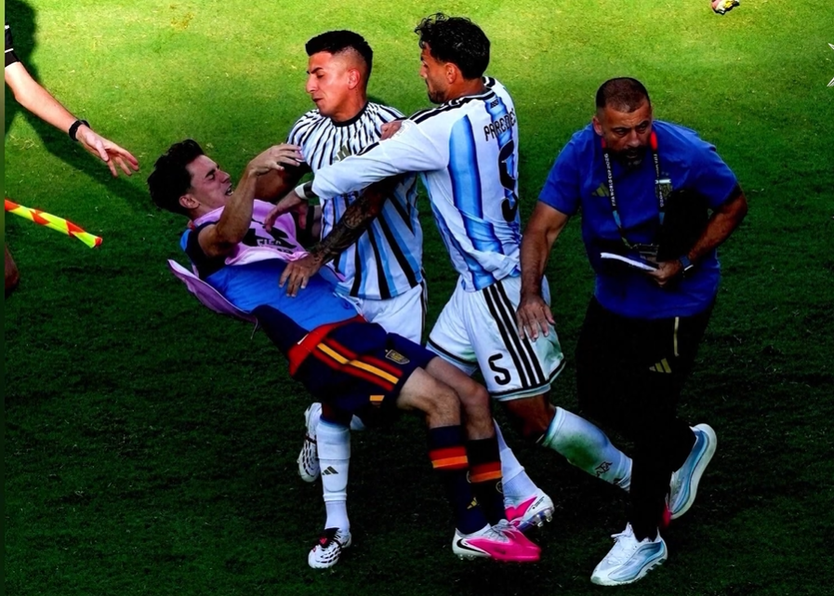 Nhiều thành viên đội tuyển Argentina bị FIFA phạt nặng- Ảnh 3.