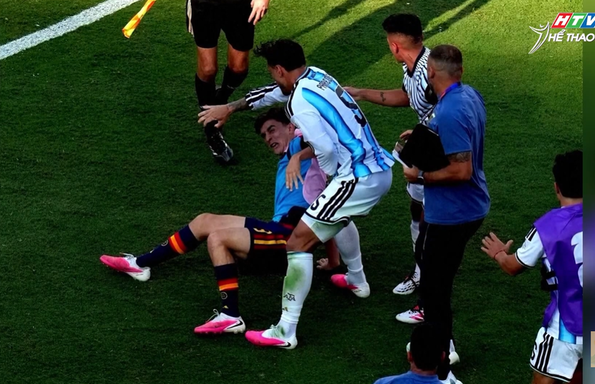 Nhiều thành viên đội tuyển Argentina bị FIFA phạt nặng- Ảnh 2.