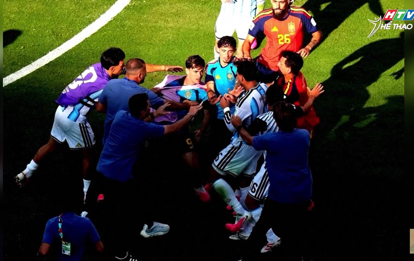 Nhiều thành viên đội tuyển Argentina bị FIFA phạt nặng- Ảnh 1.