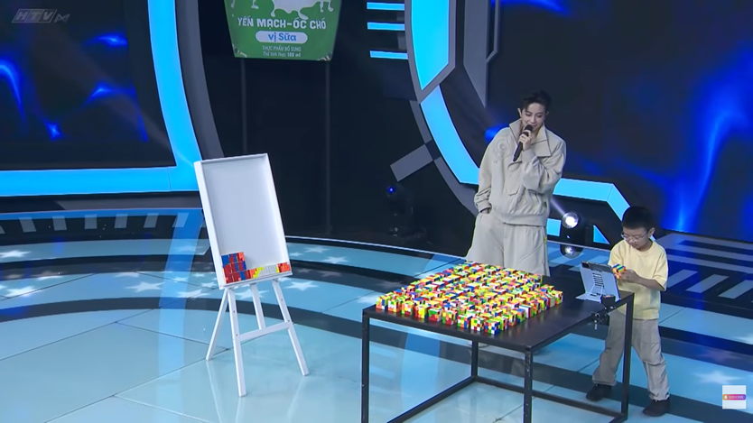 Siêu tài năng nhí: Cậu bé 7 tuổi khiến Ban giám khảo nín thở vòng bán kết 3 - Ảnh 7.