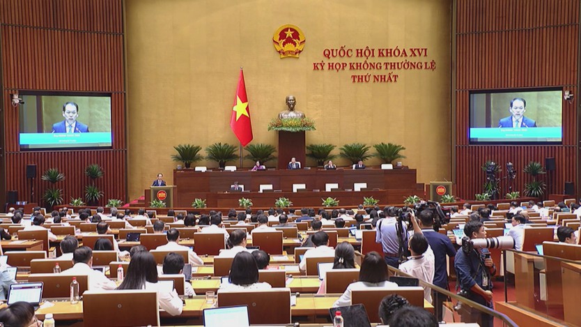 Quốc hội chính thức thông qua Luật Phát triển đô thị - Ảnh 1.