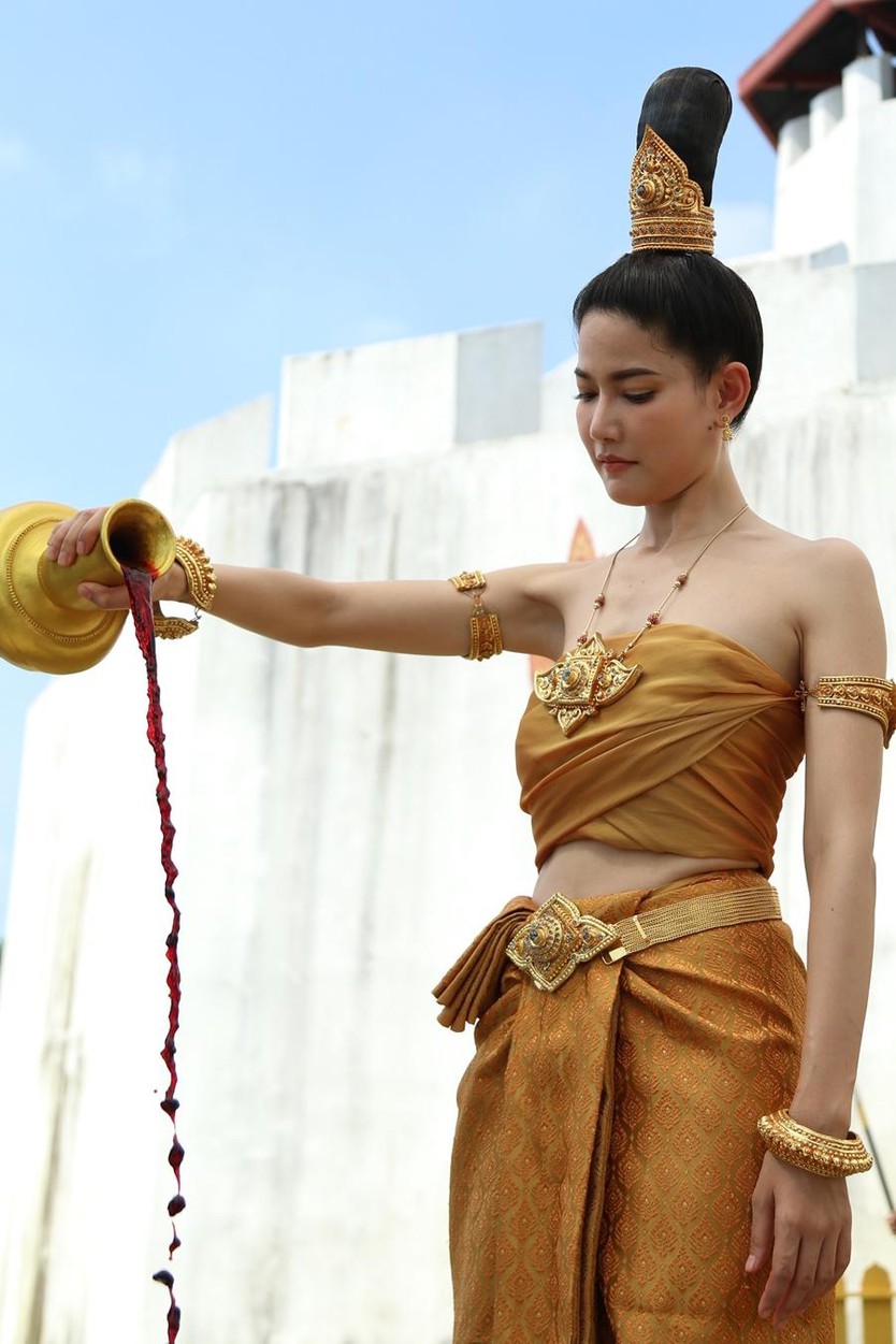 Oán hận thuyền cổ: Mối tình xuyên kiếp và lời nguyền chưa hóa giải - Ảnh 14.