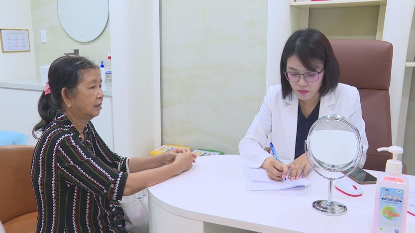 TP. Hồ Chí Minh khám sức khỏe tập trung cho đồng bào Chăm - Ảnh 5.